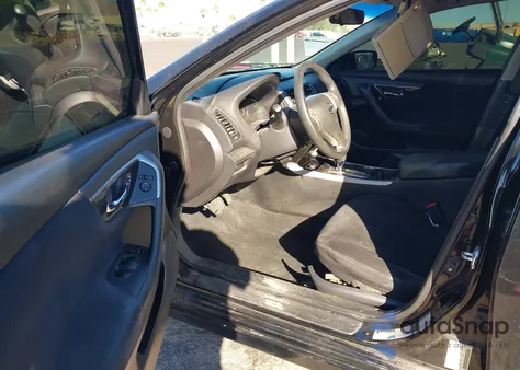 2014 Nissan Altima 2.5/2.5 S/2.5 Sl/2.5 Sv z USA, uszkodzony, nr VIN 1N4AL3AP9EC295796